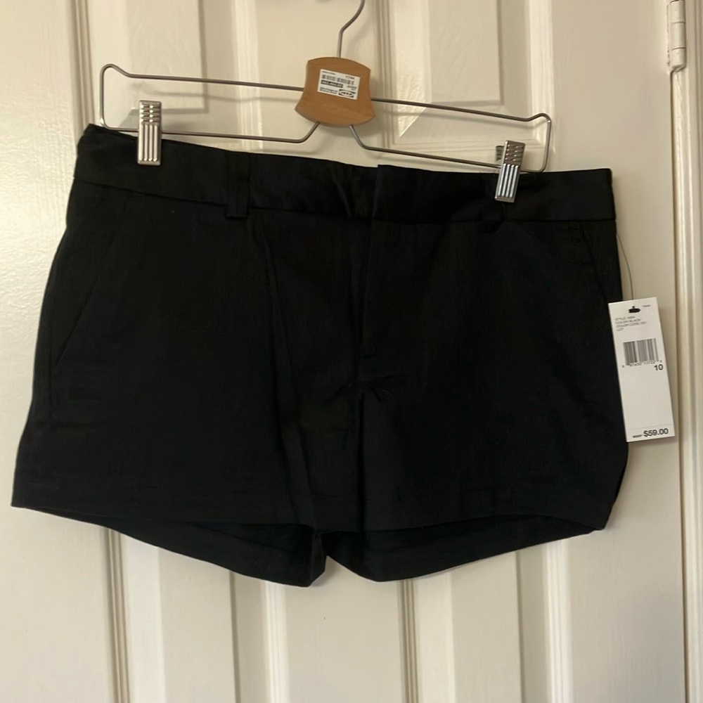 DKNY NWT shorts sz. 10